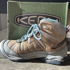 Keen Leather Hiking Boots NIB